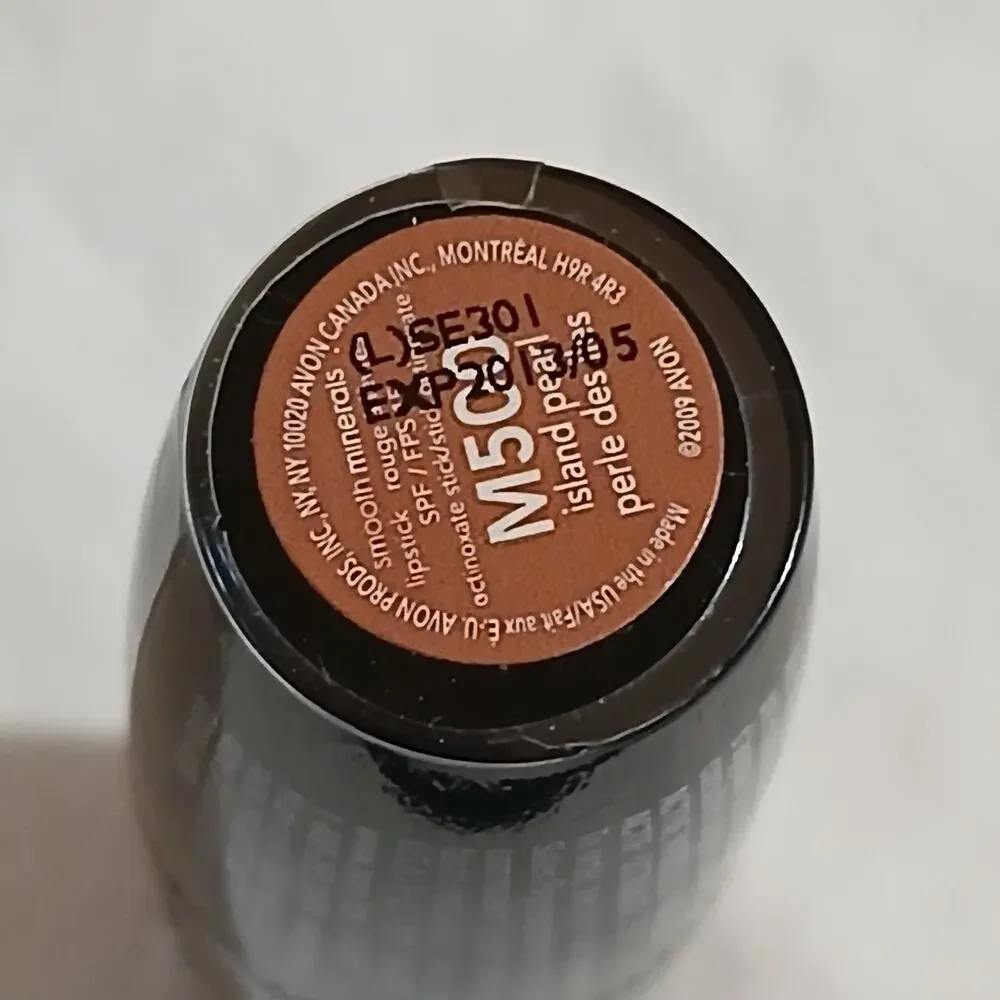 Avon Smooth Minerals lipstick M500 ISLAND PEARL spf 15 NEW SEALED TUBE